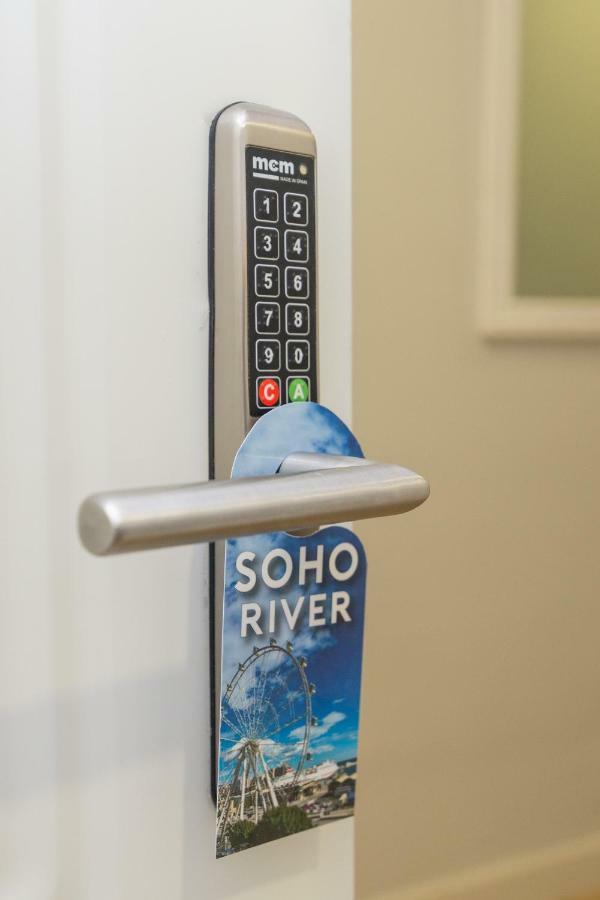 Soho River Malaga Exterior photo